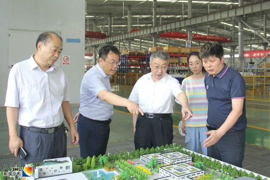 张学生到落陵盛源公司检查指导工作