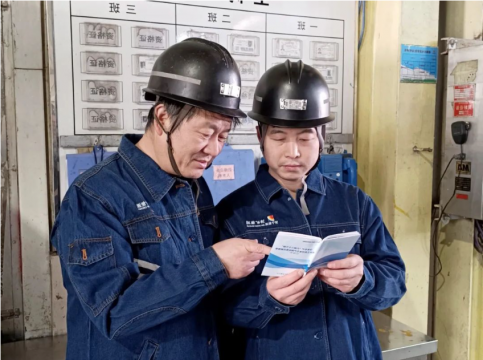 人手一本，安居煤矿“口袋书”成为职工学习“掌中宝”