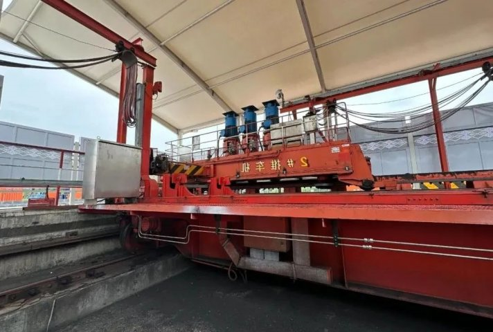 质效提升，梁山港大机设备自动润滑系统上线运行