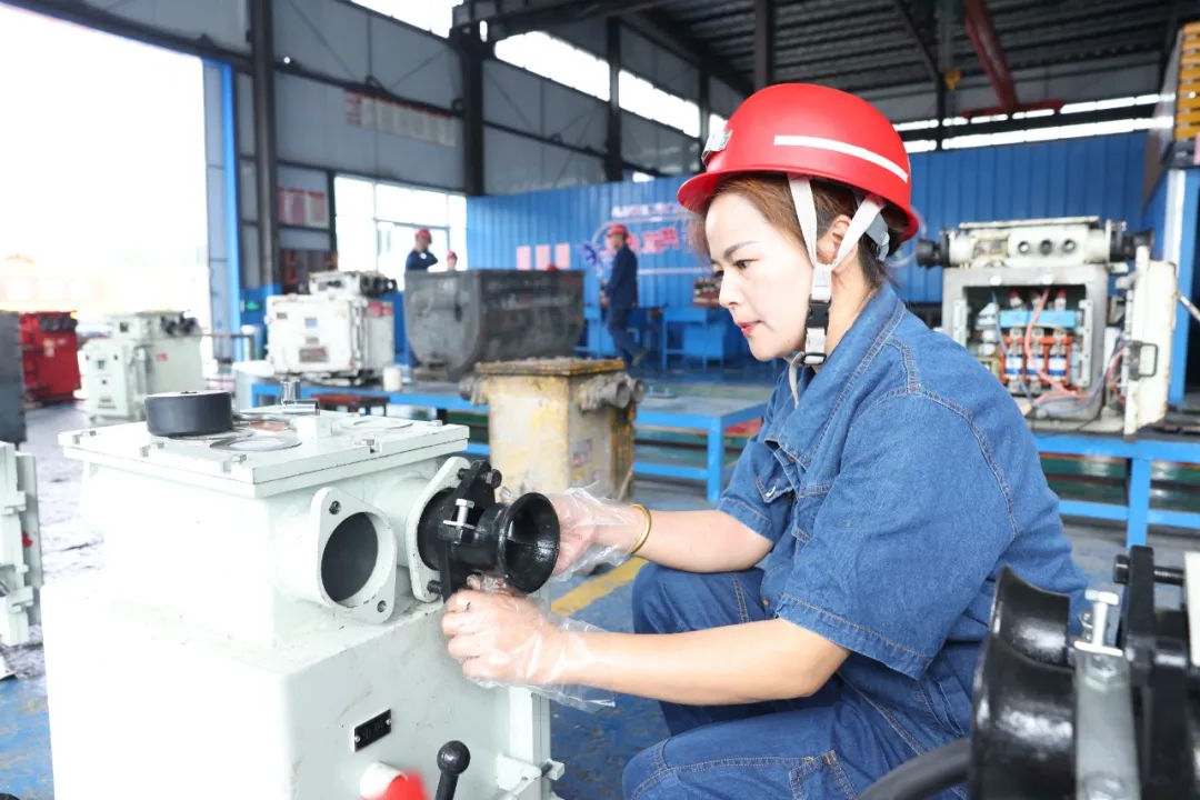 1696639346490820.jpg 640 (15).jpg